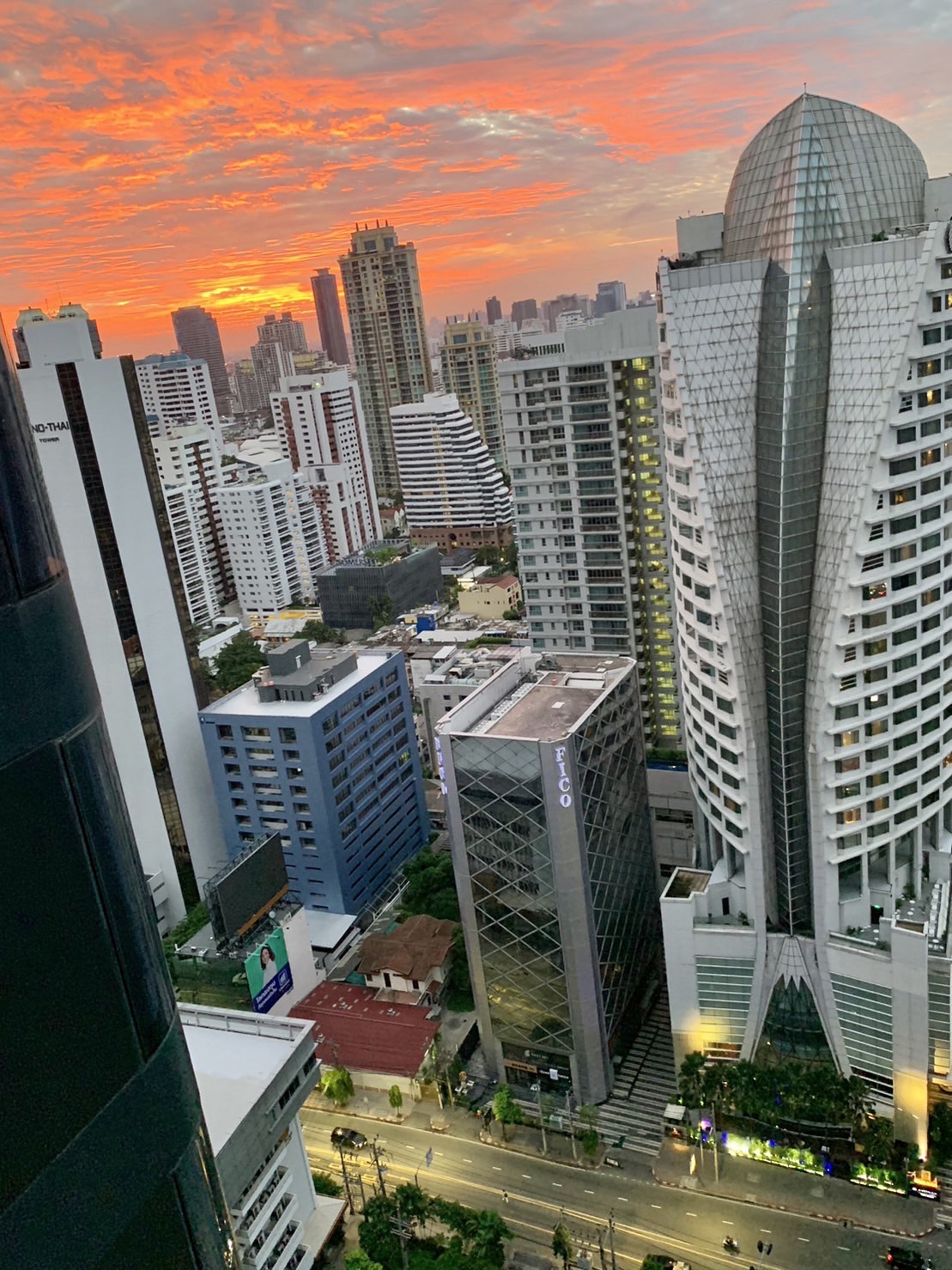 ASHTON ASOKE I BTS Asoke ,MRT Sukhumvit I ห้องสวย ชั้นสูง ราคาดีมาก I #HL