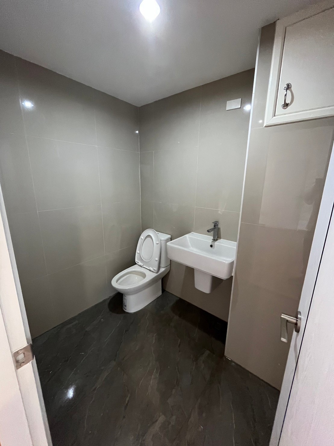 Green Peace Mansion Condominium | BTS Saphan Kwai | Very Big Unit with Best Price ! | #HL