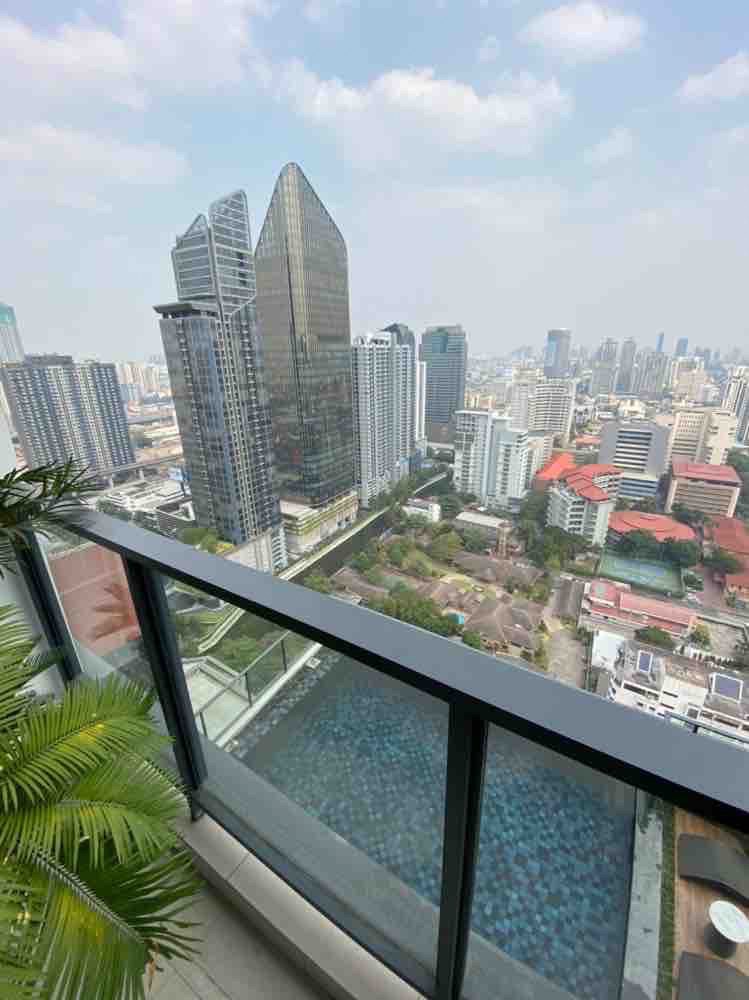 The Lofts Asoke I MRT PETCHBURI AND BTS ASOKE I HIGH FLOOR 3B2B READY TO MOVE IN I HL