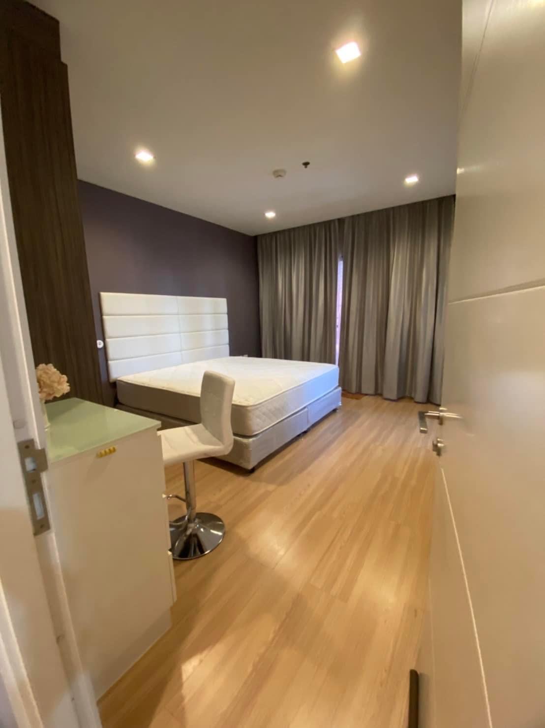 Urbano Absolute Sathorn - Taksin l BTS กรุงธนบุรี | #HL