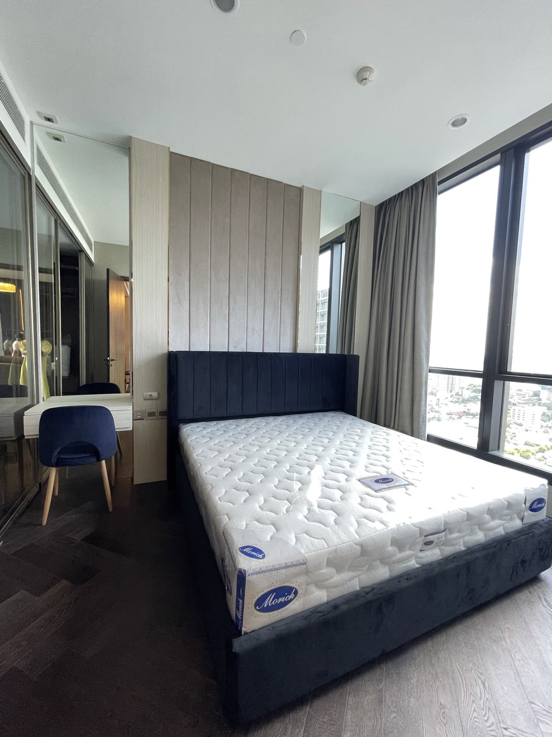 THE ESSE SUKHUMVIT 36 I BTS THONGLOR I LUXURY BTS THONGLOR 43.25SQ.M. 55K READY TO MOVE IN UNBLOCKING VIEW I HL