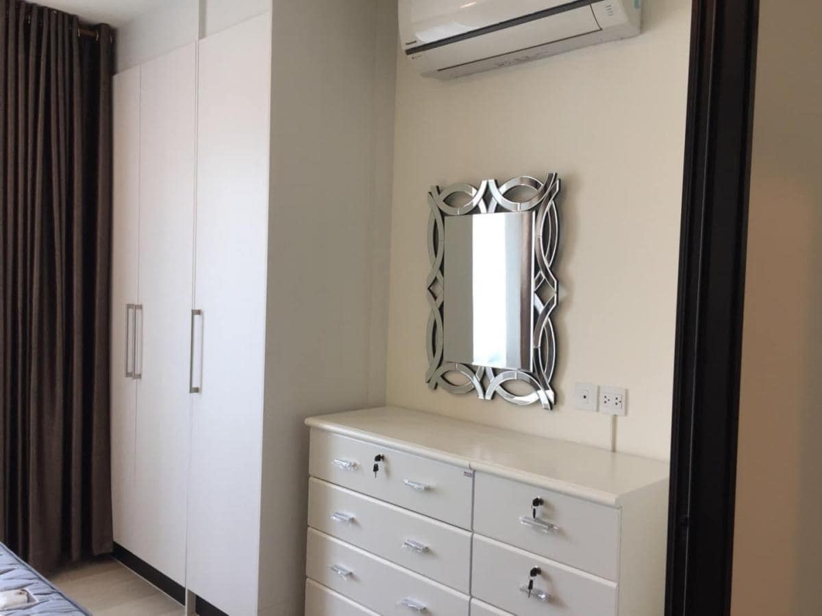 Life Asoke | MRT Phetchaburi | Beautiful room and Ready to move in! #HL