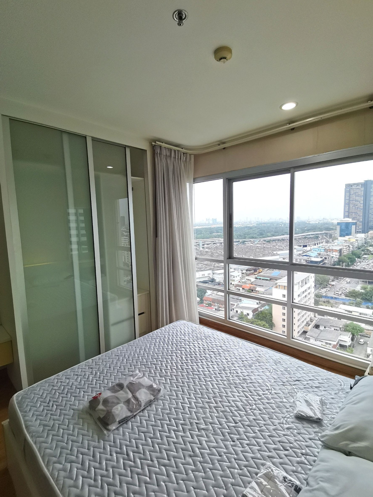 Udelight@Jatujak Satation Fully-Furnished Open View BTS Mochit&MRT Jatujak #HL