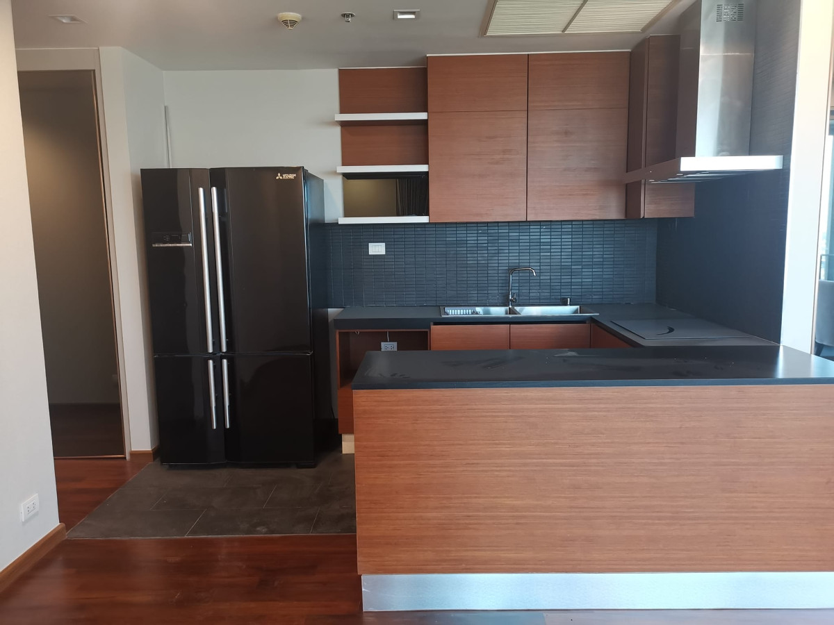 ASHTON MORPH 38 I BTS THONGLOR I 3BED4BATH PET FRIENDLY !!!!!!! READY TO MOVE IN HIGH FLOOR AND RIVER VIEW WIND FLOW I HL