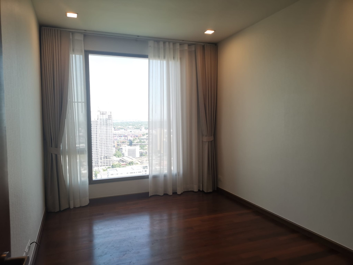 ASHTON MORPH 38 I BTS THONGLOR I 3BED4BATH PET FRIENDLY !!!!!!! READY TO MOVE IN HIGH FLOOR AND RIVER VIEW WIND FLOW I HL