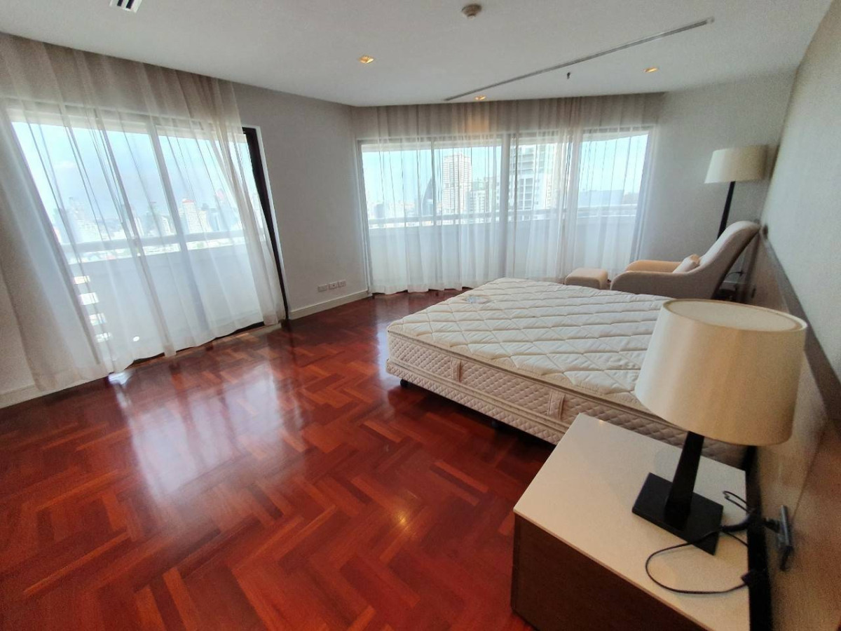 Baan suanpetch I BTS Phrom phong I Duplex Penthouse #HL