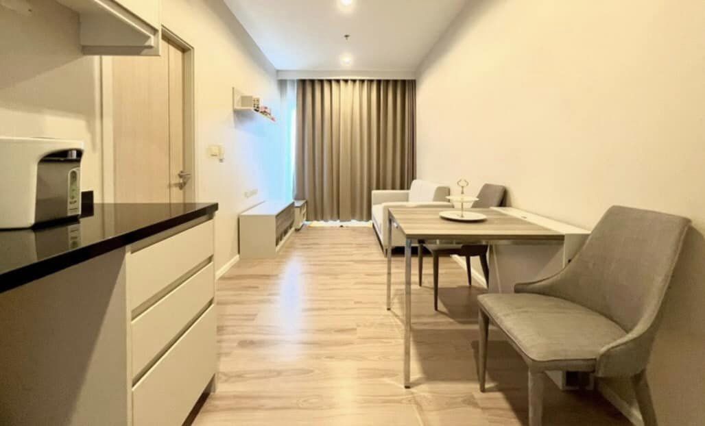 Amber Condominium By Eastern Star | MRT Tiwanon | Good Price Spacious Room | #HL