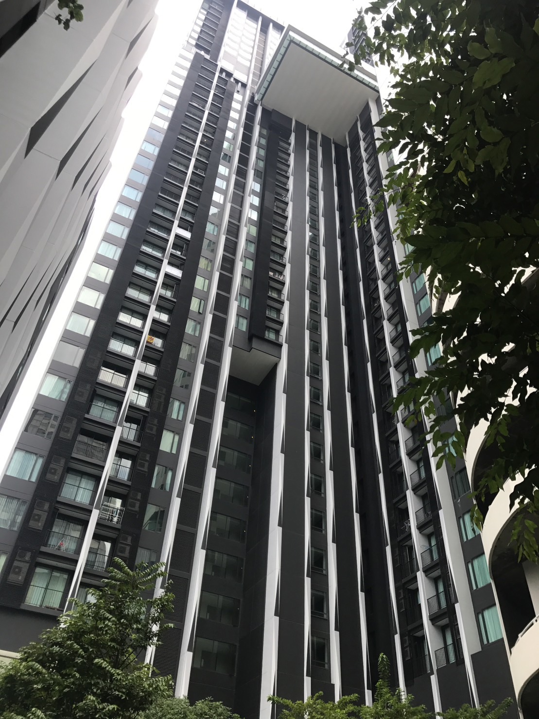 Edge Sukhumvit 23 I BTS Asoke , MRT Sukhumvit I #HL