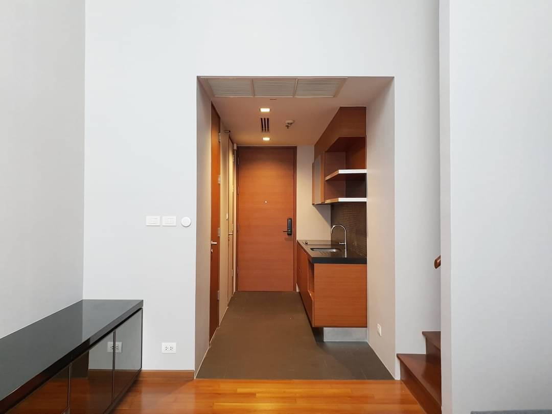 ASHTON MORPH38 I BTS THONGLOR I PET FRIENDLY 2BEDROOM AND PRIVATE POOL READY TO MOVE IN I HL