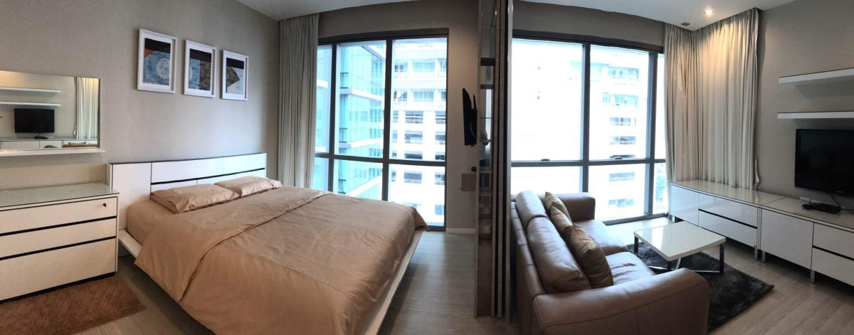 The Room Sukhumvit 21 I BTS Asoke MRT Sukhumvit I #HL