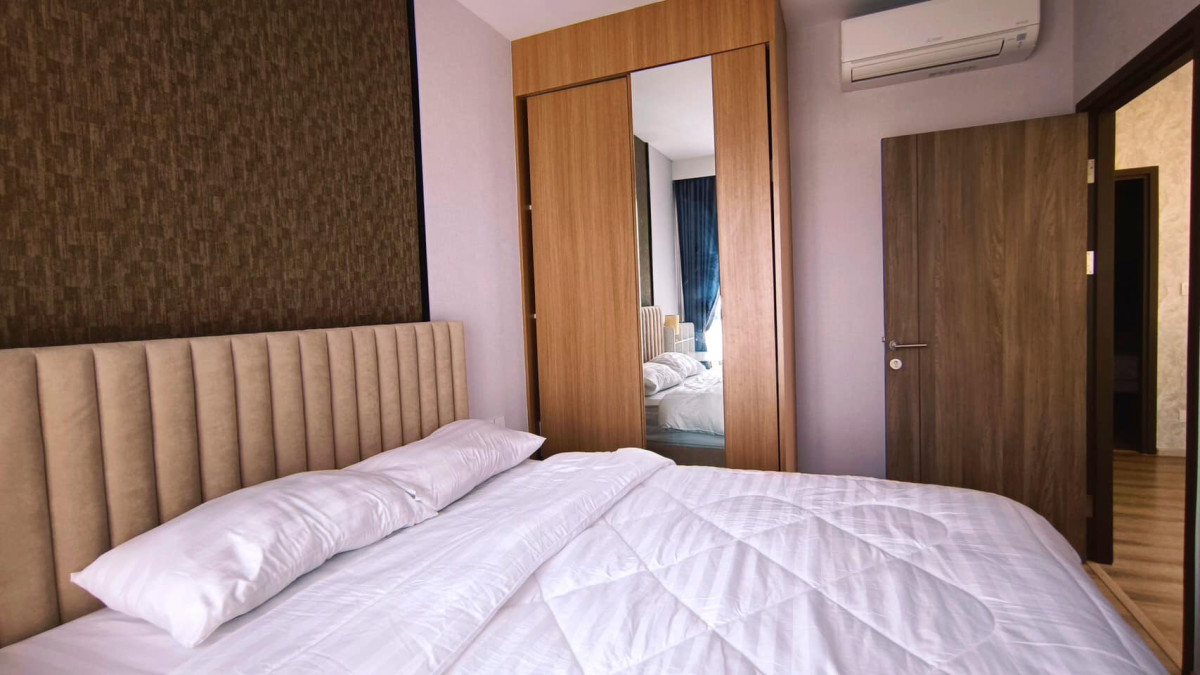 IDEO MOBI ASOKE | MRT Phetchaburi | Beautiful room, Near MRT Airportl ink and Ready to move in #HL