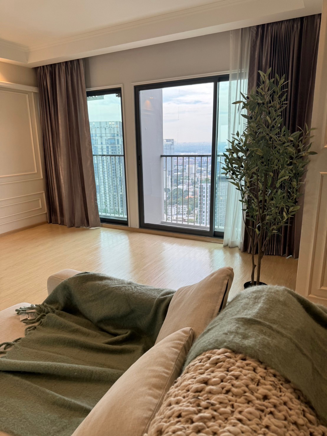 Noble Remix Sukhmvit 36 I BTS Thonglor I 3bedroom in Thonglor Beautiful room Good Price Big space Connect BTS Thonglor I #HL