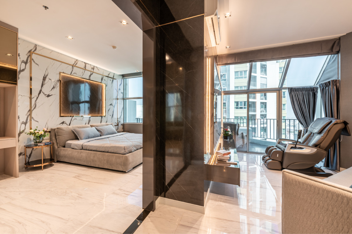 Belle Grand Rama 9 | MRT Rama 9 | Luxury Penthouse, Best room and Best location, Fully Furniture, High floor and Ready to move in #HL