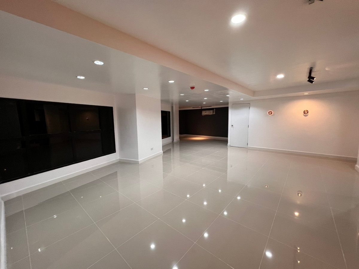 The President Park Sukhumvit 24| BTS Phrom Phong |Best price| #HL