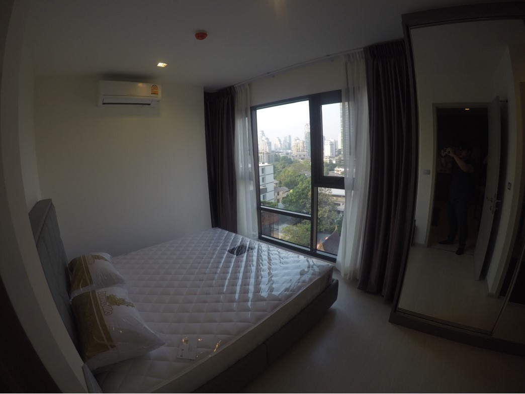 Rhythm Sukhumvit 36 - 38 I BTS Thonglor I Good price Big Room Corner Room I #HL