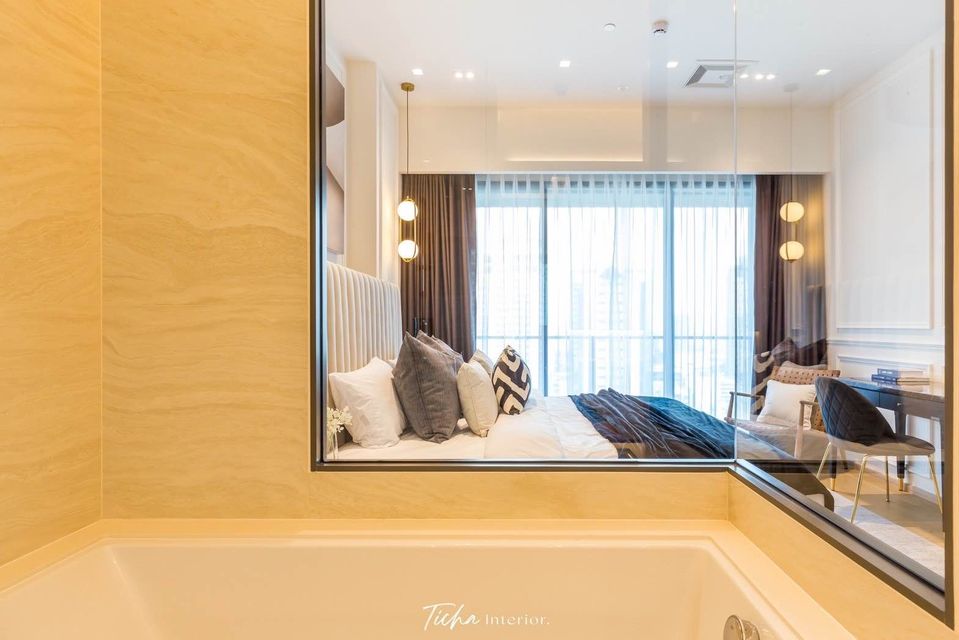 The Strand Thonglor I BTS Thonglor I Ultimate Luxury Beautiful Room ตกแต่งสวยจัดเต็ม I #HL