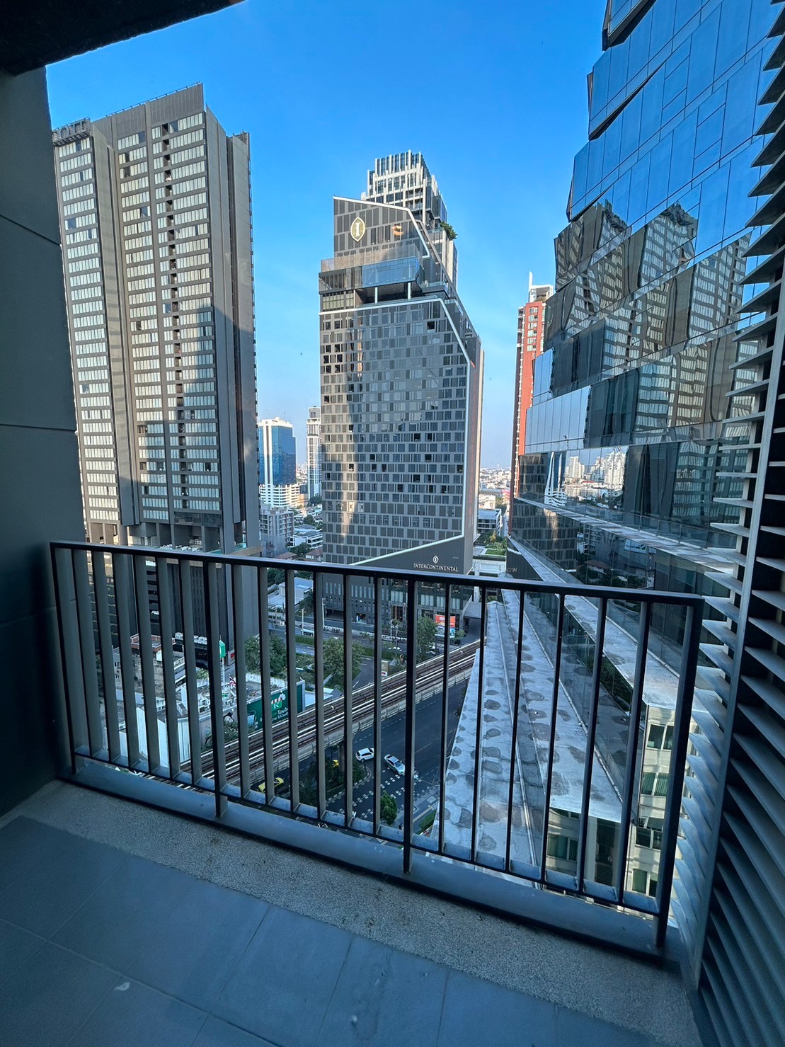 Siri at Sukhumvit I BTS Thonglor I 1bedroom Big Space Nice Room Good Negotiable I #HL