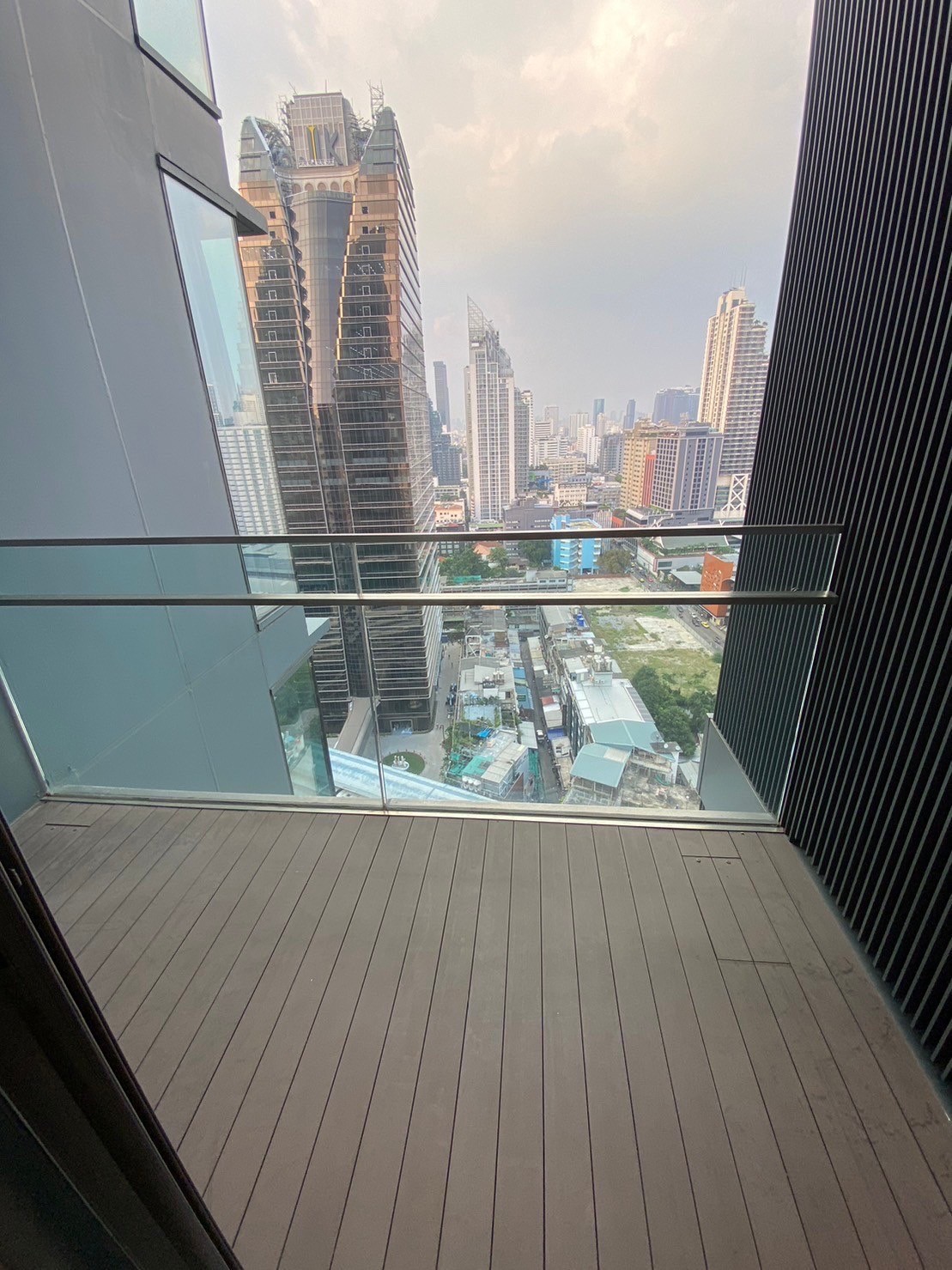 Q One Sukhumvit I BTS Nana I Rare Iteam ULTIMATE CLASS 2BED2BATH READY FOR RENT HIGH FLOOR I #HL