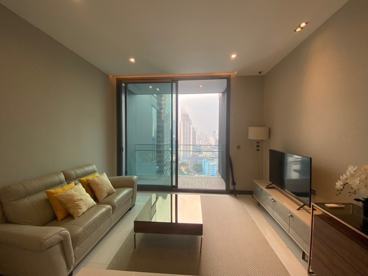 Q One Sukhumvit I BTS Nana I Rare Iteam ULTIMATE CLASS 2BED2BATH READY FOR RENT HIGH FLOOR I #HL