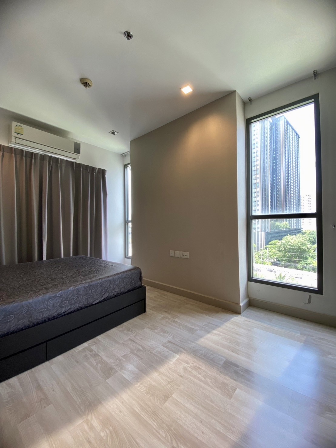 Ideo Mobi Rama 9 | MRT Rama 9 | Beautiful room, Nice location across Central Rama 9 & Jodd Fair, Central center and Ready to move in #HL