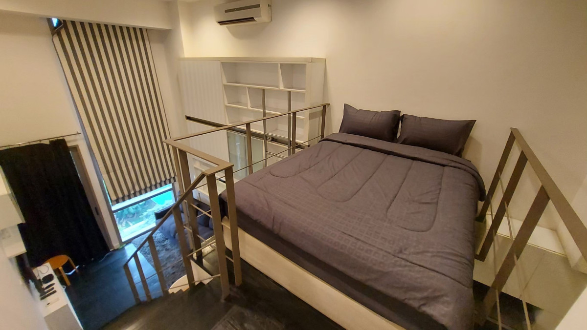 Ashton Morp Sukhumvit 38 I BTS Thonglor I Duplex Good Price Pet Friendly ราคา6.9ล้านในThonglor ที่สามารถเลียงสัตว์ได้ I #HL