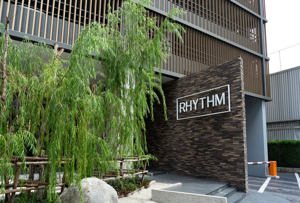 Rhythm Asoke 2 | MRT Rama 9 | Very highlight, Nice location near MRT & Central center, high floor, Beautiful room #HL