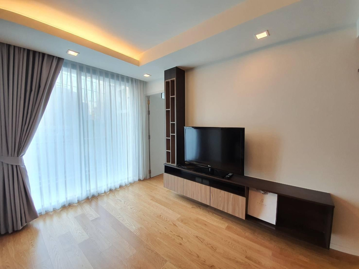 Focus Ploenchit | Ploenchit | 2 bedrooms with Hot Price #HL