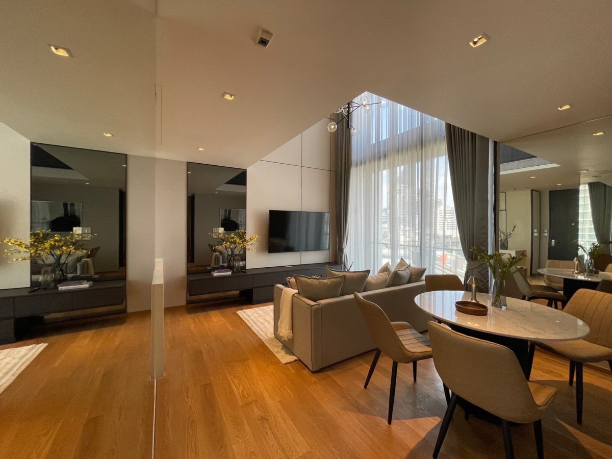 Beatniq Sukhumvit 32 I BTS Thonglor I Beautiful Room Luxury Condo Minimal Style I #HL