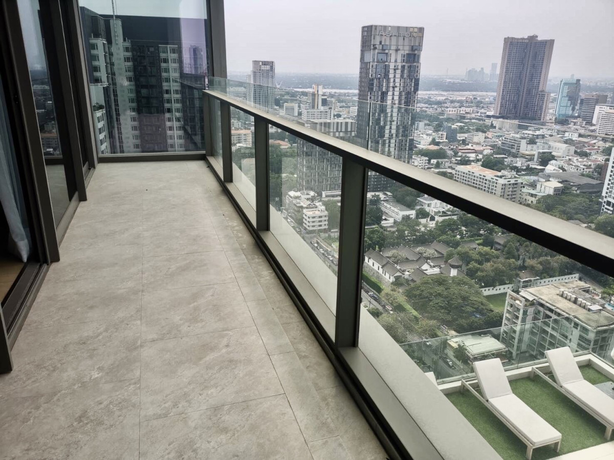 THE STRAND THONGLOR I BTS THONGLOR I PENTHOUSE ULTIMATE CLASS OF SUKHUMVIT 3BED3BATH + 1 MAID SHOWING NOW I #HL