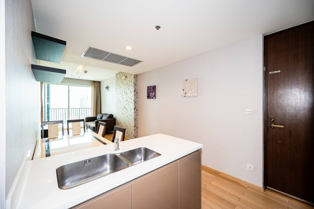 Siri at Sukhumvit I BTS Thonglor I High Floor lover, Big space Lover Nice Room Good Negotiable I #HL