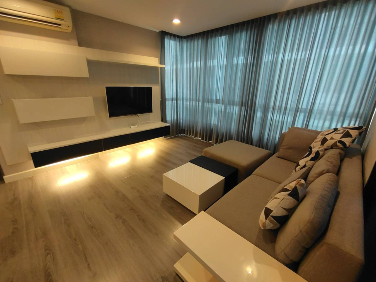 The Room Sukhumvit40 | BTS Ekkamai | Best price Big room ready to move| HL