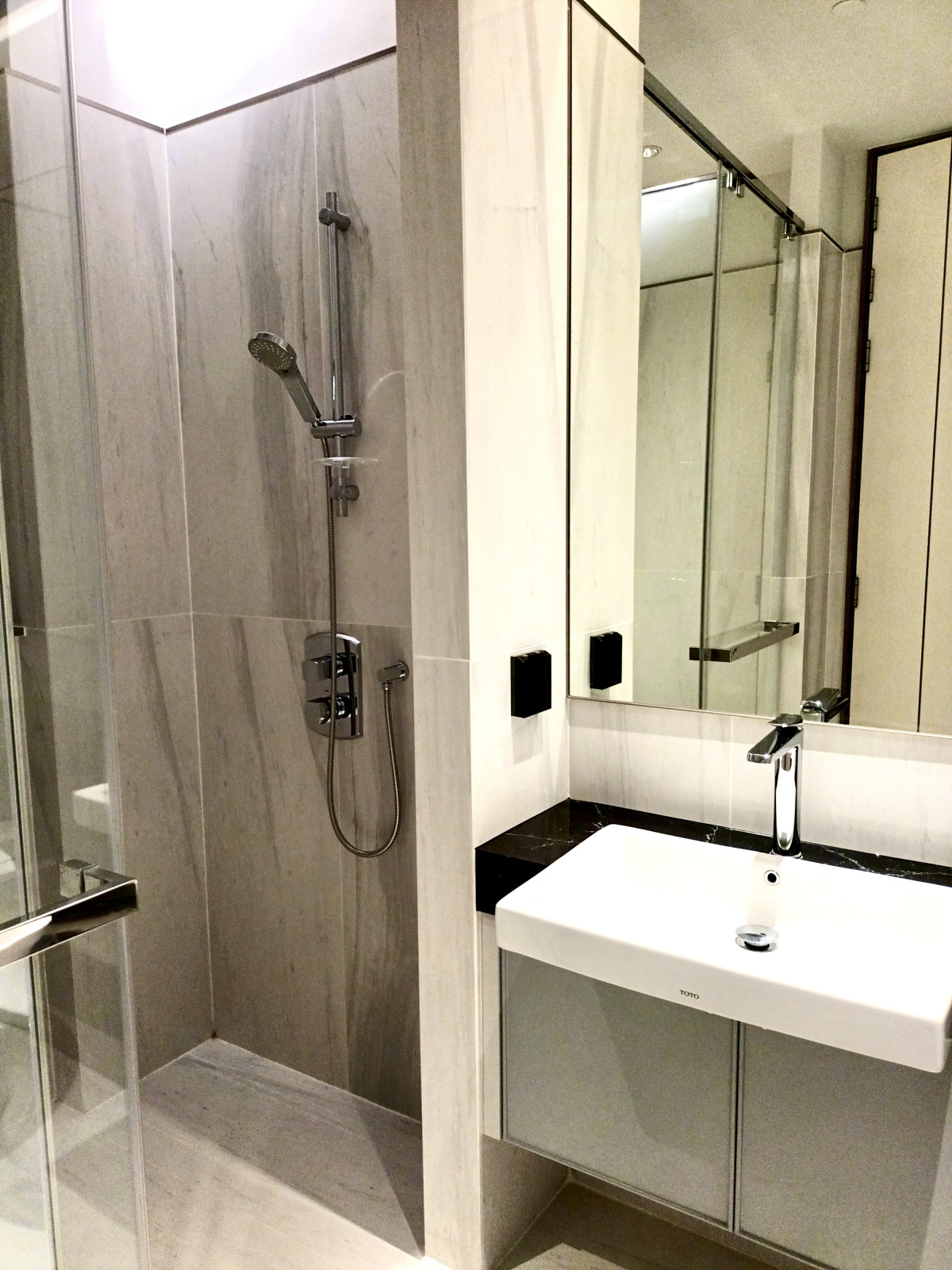 Kraam Sukhumvit 26 | BTS  Phrom Phong | Beautiful room, The best price | #HL