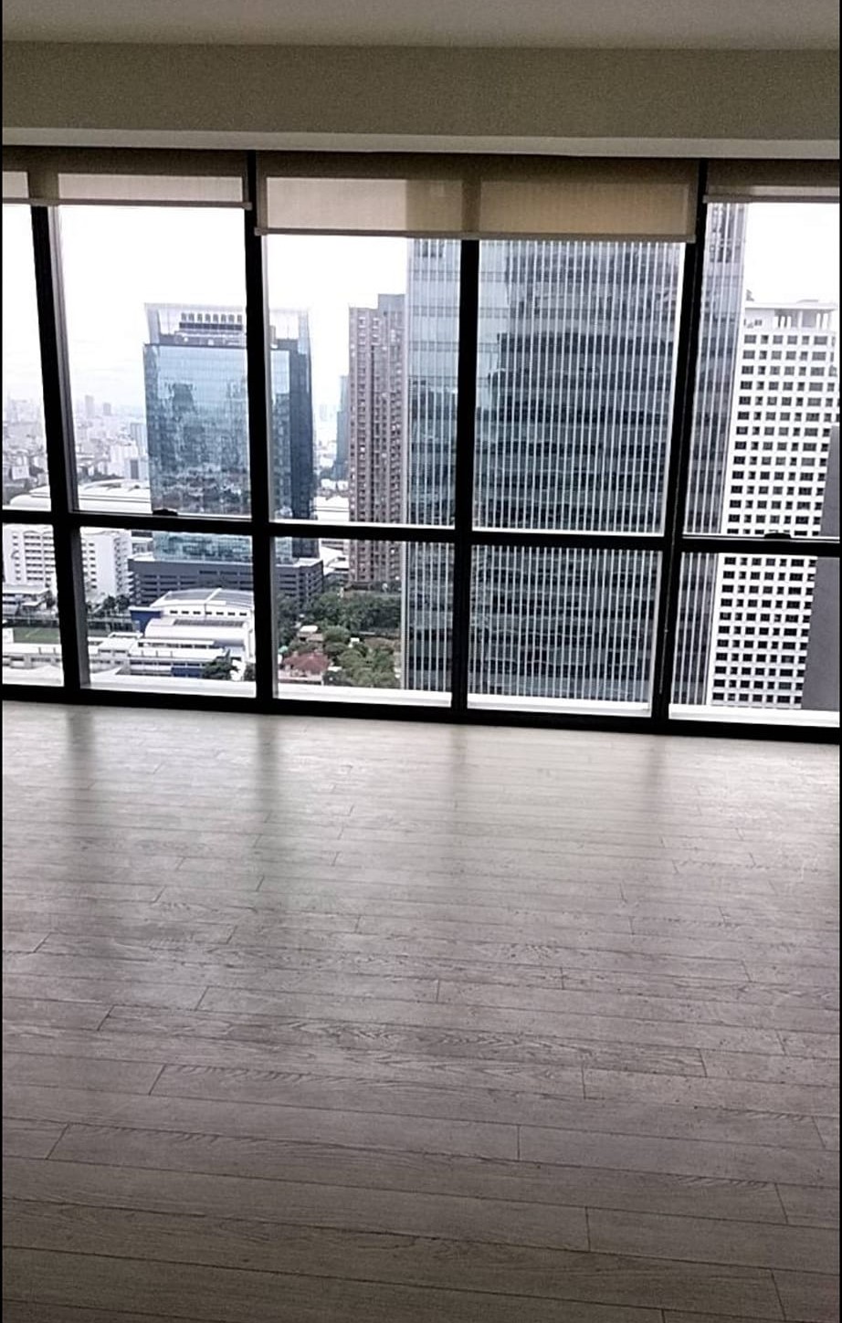 The Room Sukhumvit 21 I BTS Asoke ,MRT Sukhumvit I Very Good Price  #HL