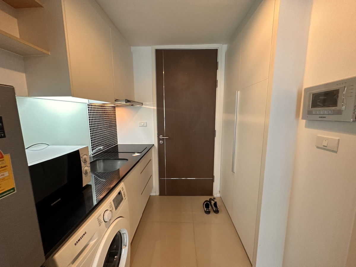 15 Sukhumvit Residences l BTS Nana , BTS Asoke I Good price  #HL