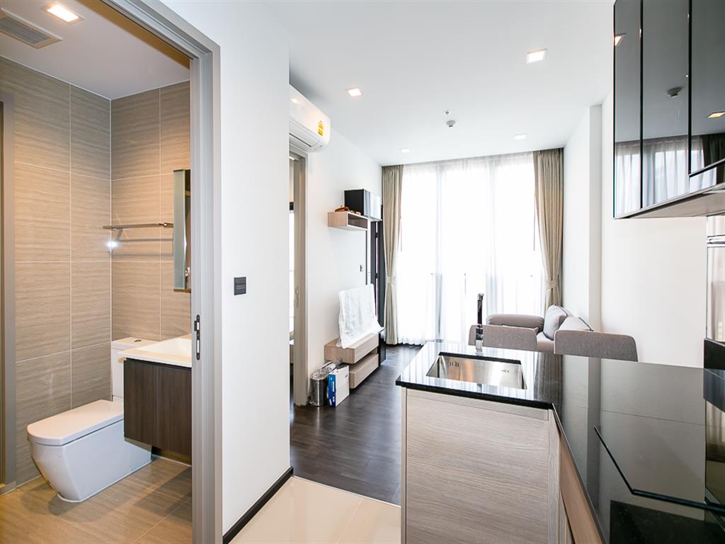 The Line Asoke - Ratchada | MRT Rama 9 | Sansiri project, Beautiful room, Cozy, East view, Walk in closet and Ready to move in #N