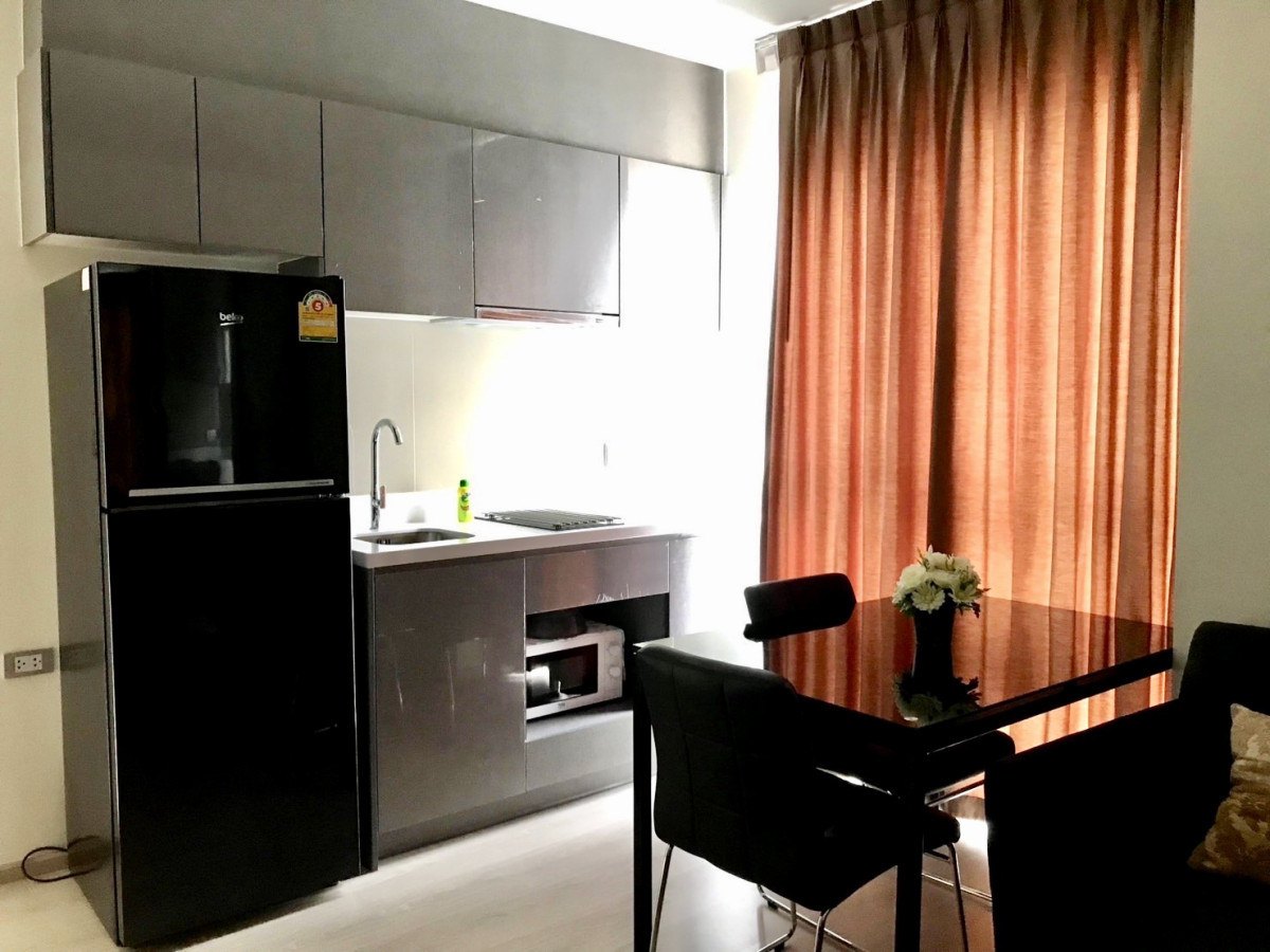 Rhythm Asoke 2 | MRT Rama 9 | Nice room, Great location, Central centre, High floor #O