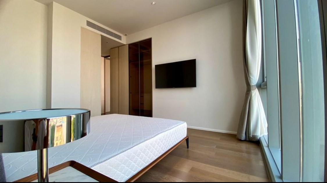 Kraam Sukhumvit 26 | BTS Phrompong | Simple is perfect room #N