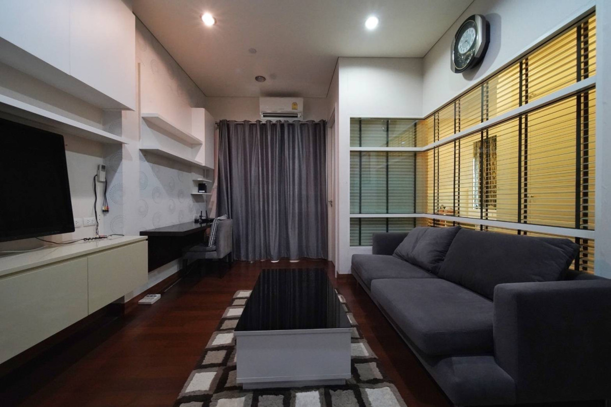 IVY Thonglor | BTS Thonglor | Best price good deal | HL