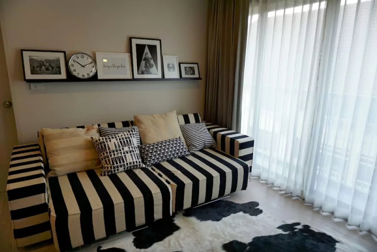 Noble Solo | BTS Thonglor | Best price beautiful room | HL