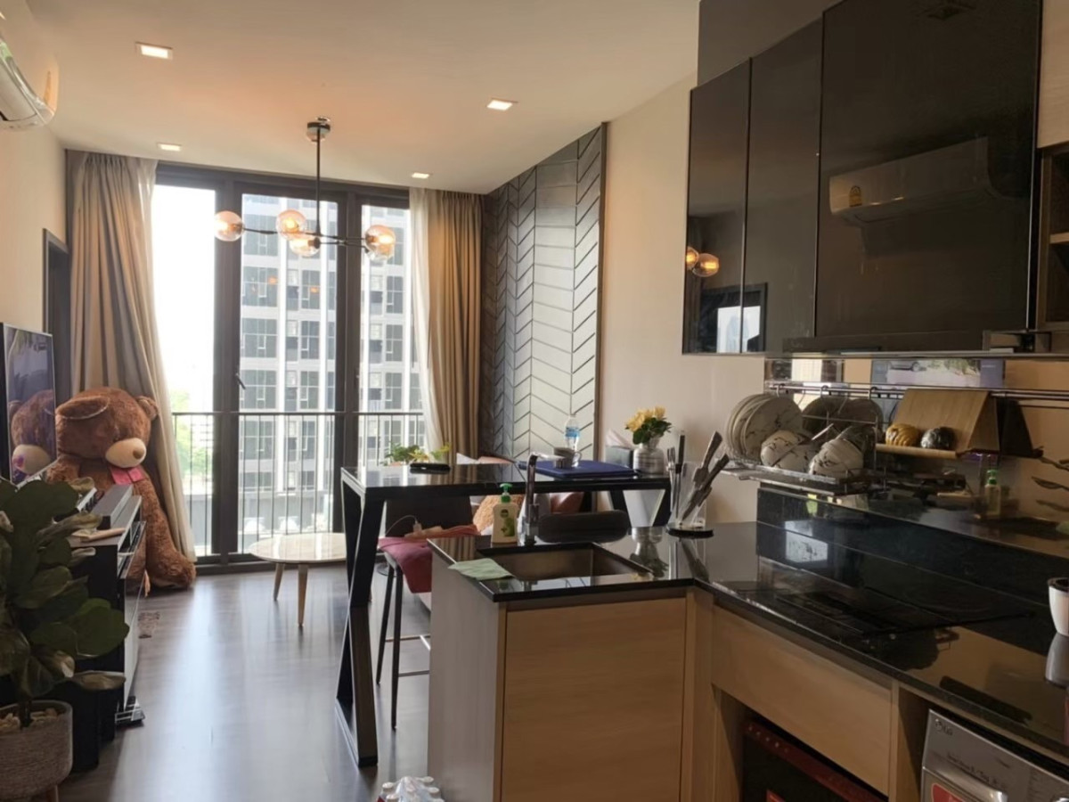 The Line Asoke - Ratchada | MRT Rama 9 | Beautiful room, Corner unit, Near MRT 300m and Ready to move in #O