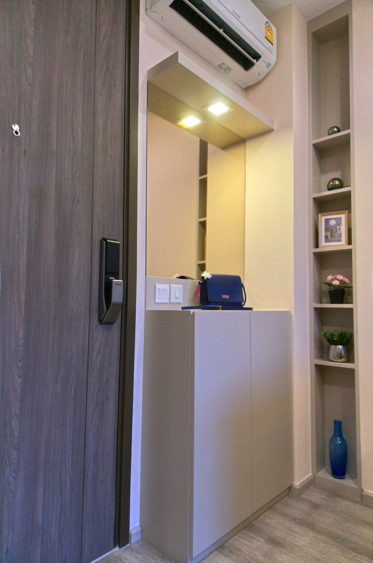 Ideo Mobi Asoke | MRT Phetchaburi | Beautiful room, Garden view, Near MRT Phetchaburi 200m, Fully Furnished, Accept 6 month rent and Ready to move in #O