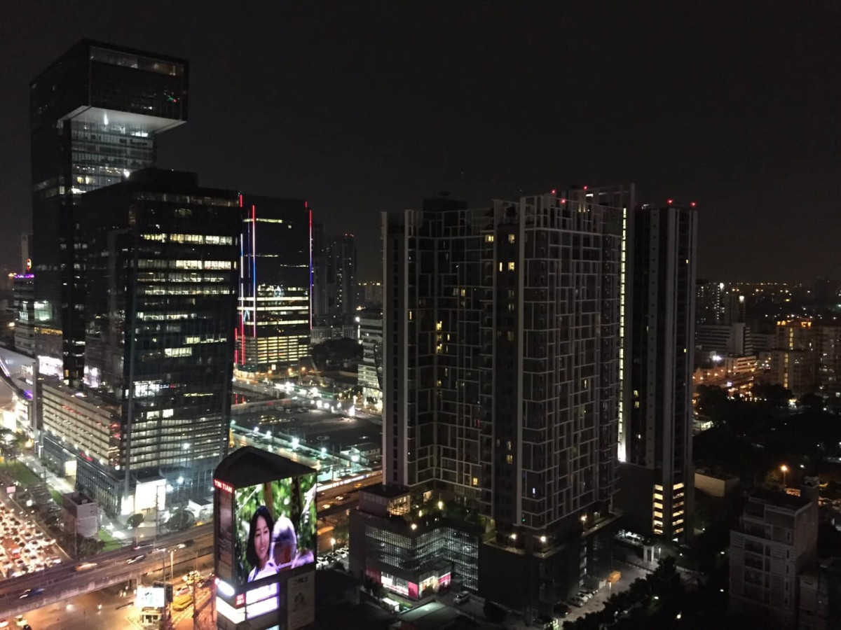 RHYTHM ASOKE 1 | MRT Rama 9 | 2B2B, Beautiful room, High floor, City view, MRT & Central Rama 9 300m and Ready to move in #HL