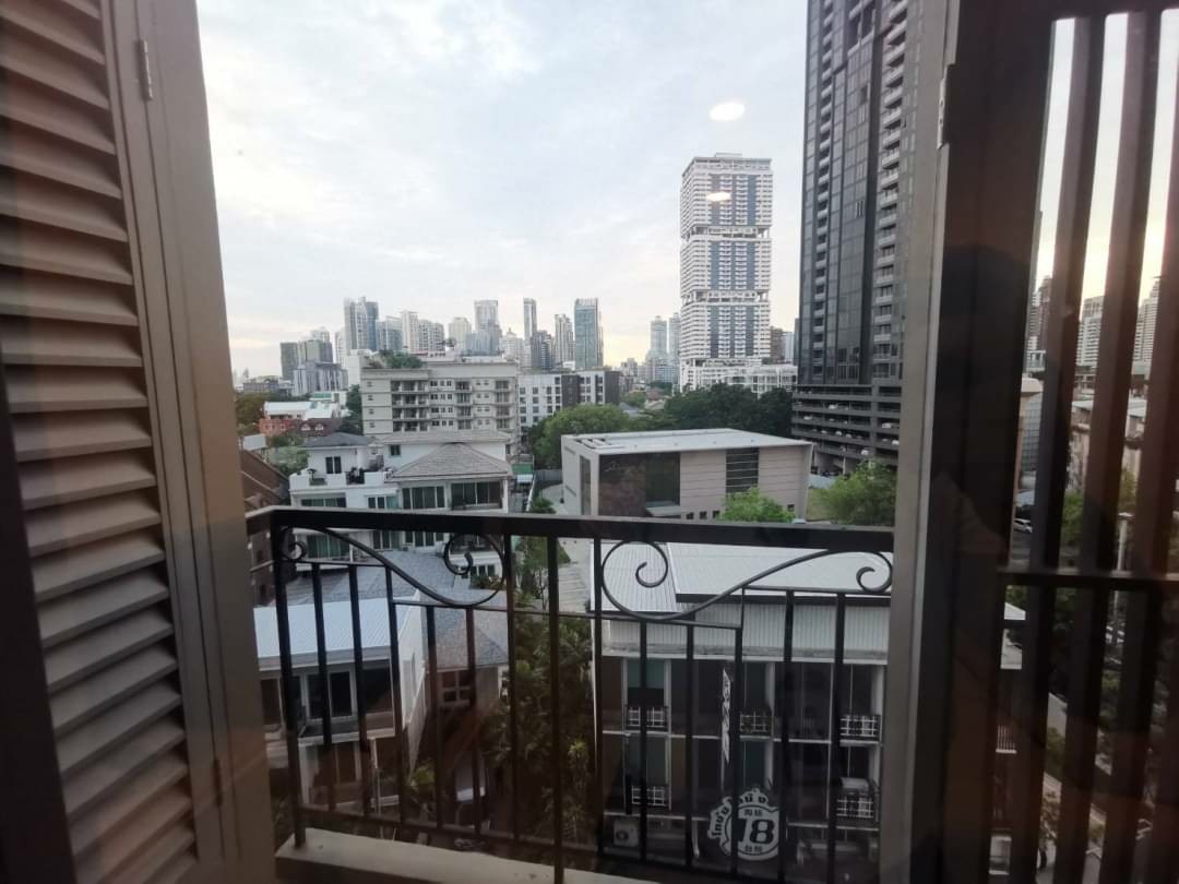 The Crest Sukhumvit 34 I BTS Thonglor I Shocking Price🌈 Nice Room and Decoration 🌈 I #HL