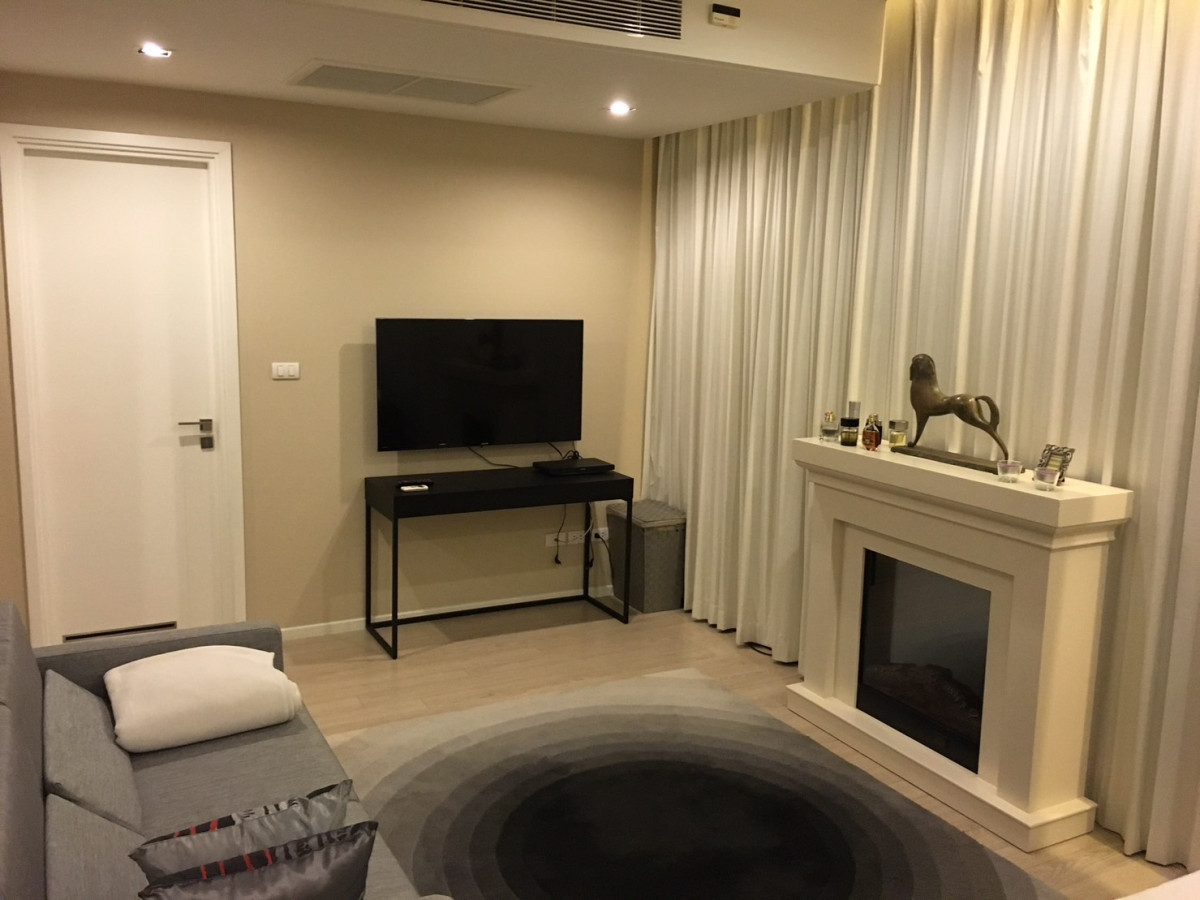 The Room Sukhumvit 21  I  BTS Asoke , MRT Sukhumvit  I  ⚡️ Great Luxurious Room ⚡️ I #HL