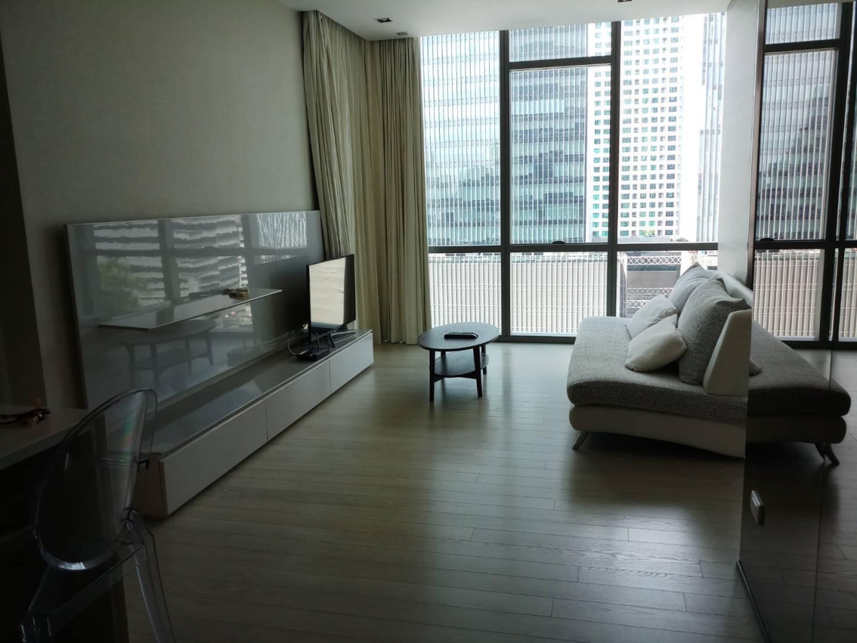 The Room Sukhumvit 21 I BTS Asoke , MRT Sukhumvit I 🌈 Exclusive Room With Special Price 🌈 I #HL