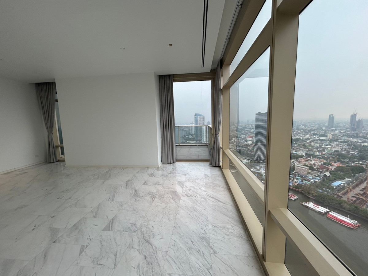 FOUR SEASONS PRIVATE RESIDENCES I BTS SAPANTAKSIN I PENTHOUSE UNIT 2 FACING OF THE RIVER SUNSET CHAOPHRAYA RIVER IN THE EVENING I #HL