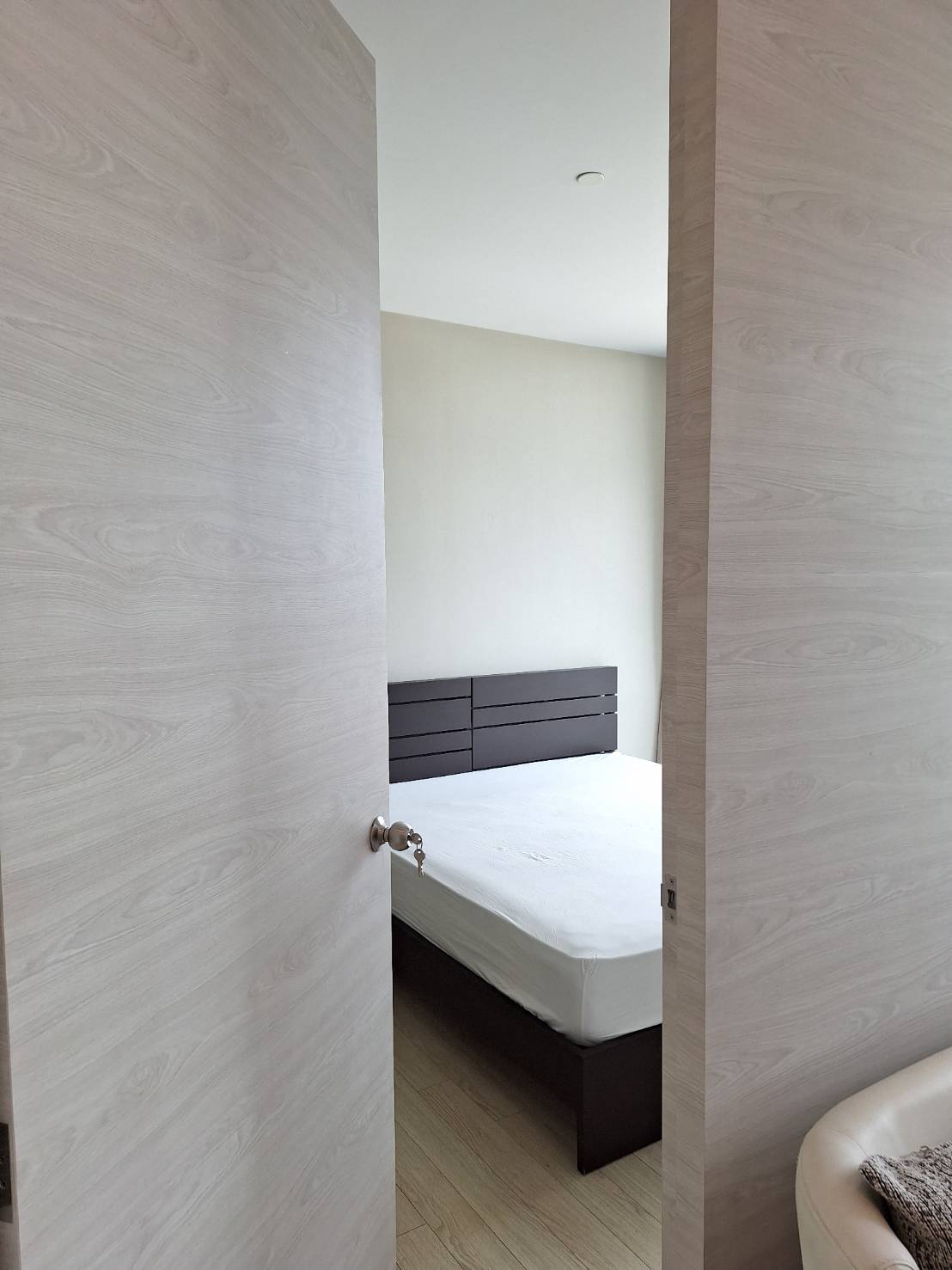 The Room Sukhumvit 21 I BTS Asoke , MRT Sukhumvit I 🌈 Exclusive Room With Special Price 🌈 I #HL