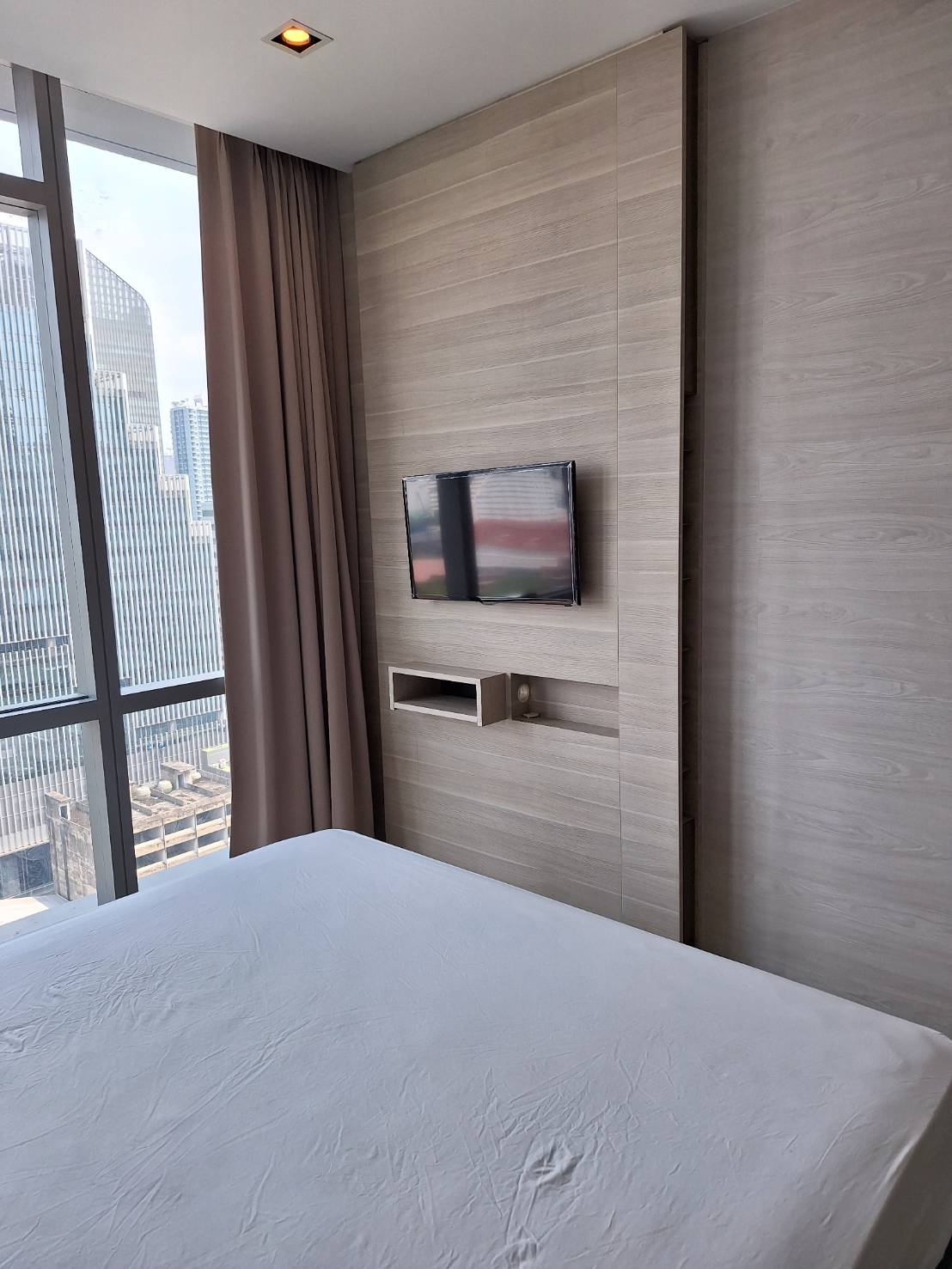 The Room Sukhumvit 21 I BTS Asoke , MRT Sukhumvit I 🌈 Exclusive Room With Special Price 🌈 I #HL