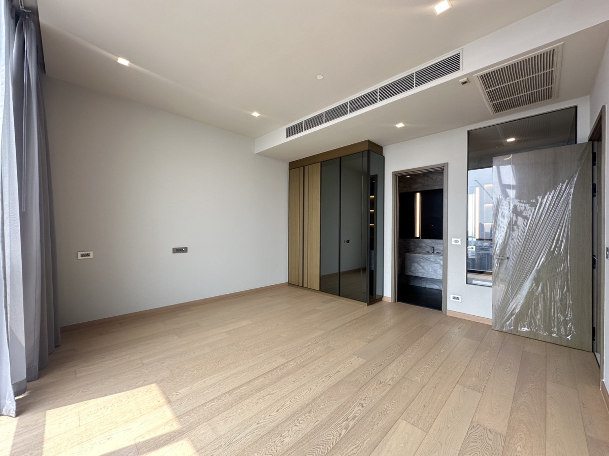 THE MONUMENT THONGLO I BTS THONGLO I ULTIMATE CLASS OF 3BEDROOM 4BATHROOM SUKHUMVIT RD READY TO MOVE IN I #HL