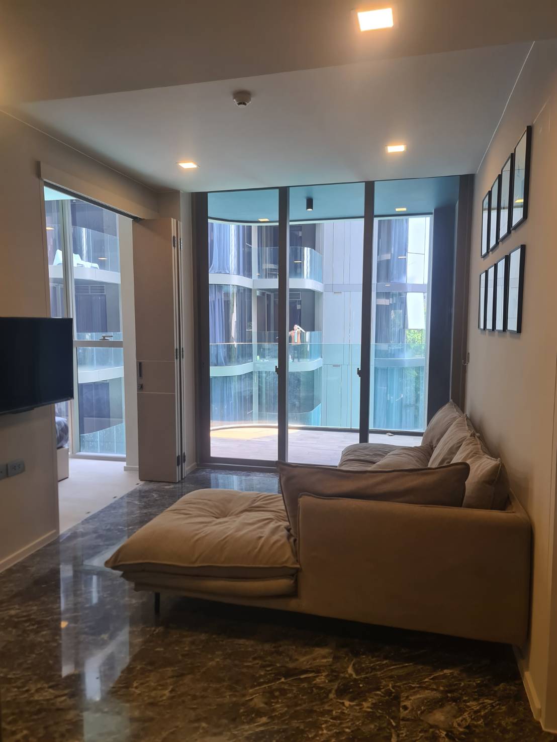 Ashton residence Sukhumvit 41 I BTS Phromphong I ⚡️ Pet Friendly Room ⚡️ Luxury Lover, Shocking Price🌈 Nice Room🌈The Best in Market Right Now! I #HL